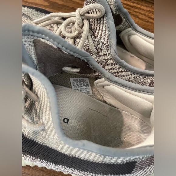 Adidas Yeezy Zion men sneakers for sale. Good condition. Size 10 1/2 US #yeezy - Picture 4 of 4